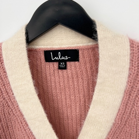 LuLu's Little Bit Of Sweetener Pink And Cream Cropped Cardigan Sweater Size Xs - Picture 8 of 10